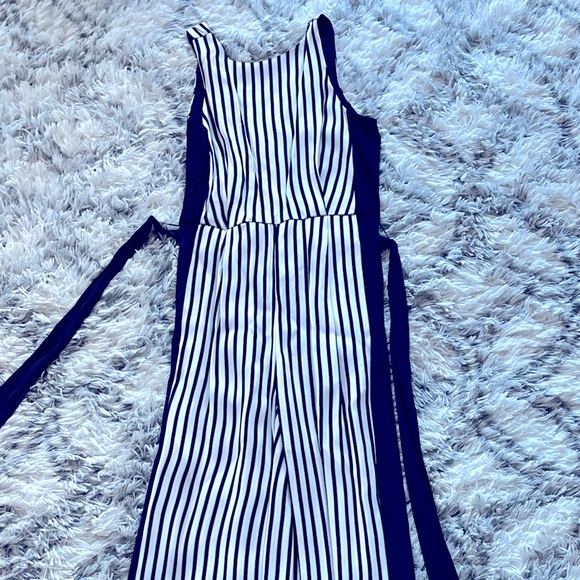 Ann Taylor Pants - Ann Taylor jumpsuit, size 0